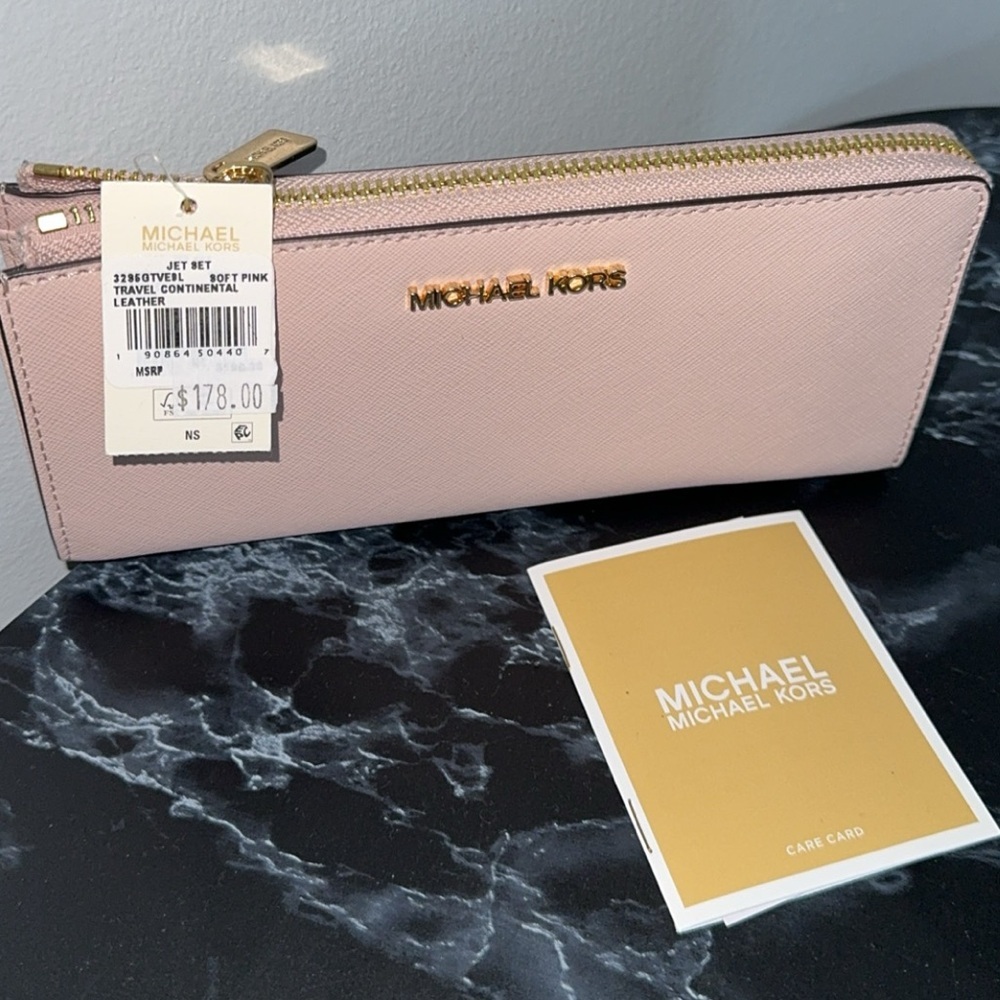 MICHAEL KORS Jet Set Travel Leather Quarter-Zip Wallet Soft Pink AUTHENTIC NWT